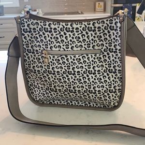 New crossbody handbag